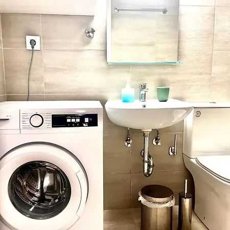 Apartment Elvita 4 *