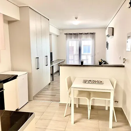 Apartment Elvita 4 *