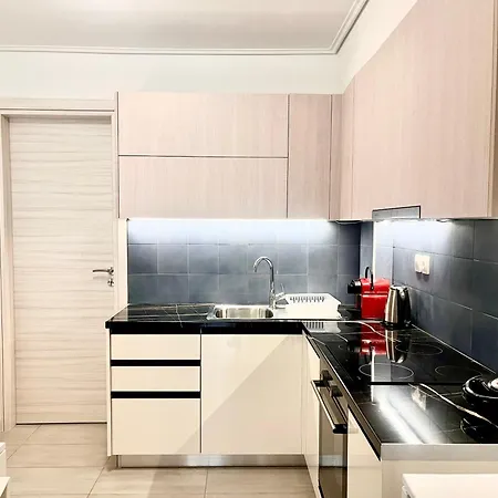 Elvita 4 * Athens
