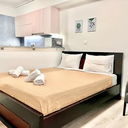 Elvita 4 Apartment